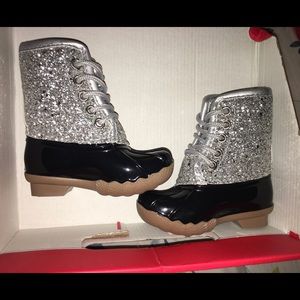 Brand New Girls Boots